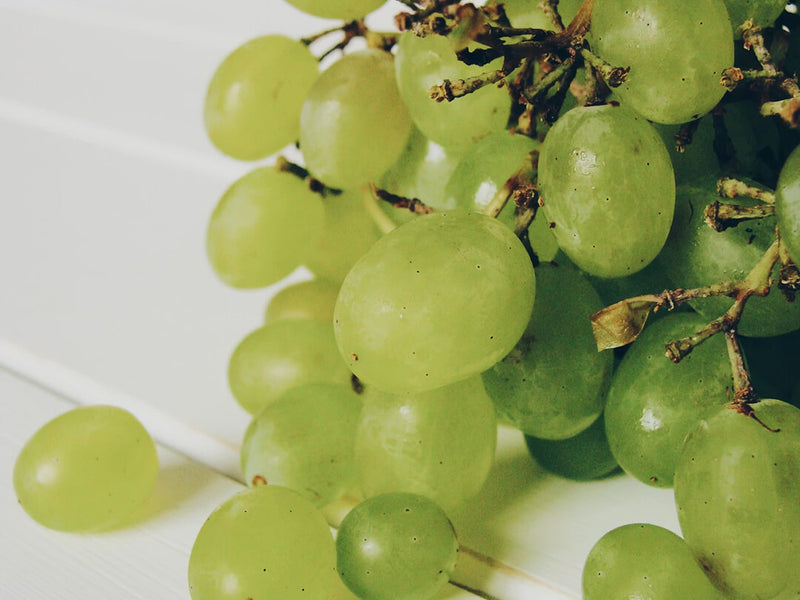grapeseed oil with grapes